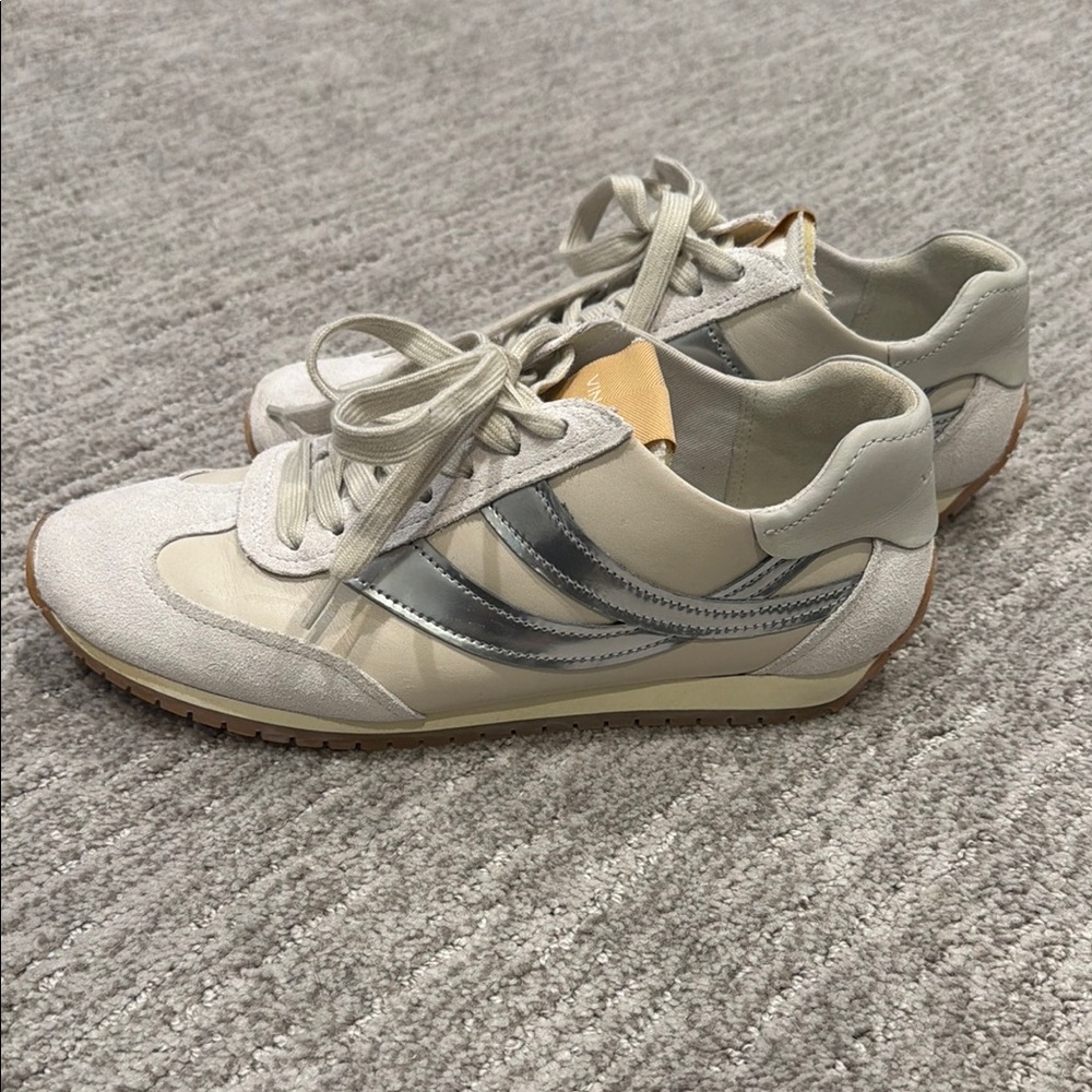 Women's Vince Oasis Metallic Accent Sneakers - Cream/Silver